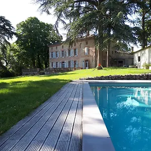  Pensión Le Jardin Des Cedres